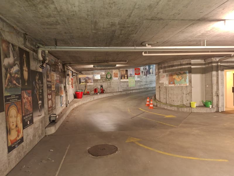 Zentral gelegene Parkplätze in Bern befristet bis 31.03.2027 zu vermieten (5)