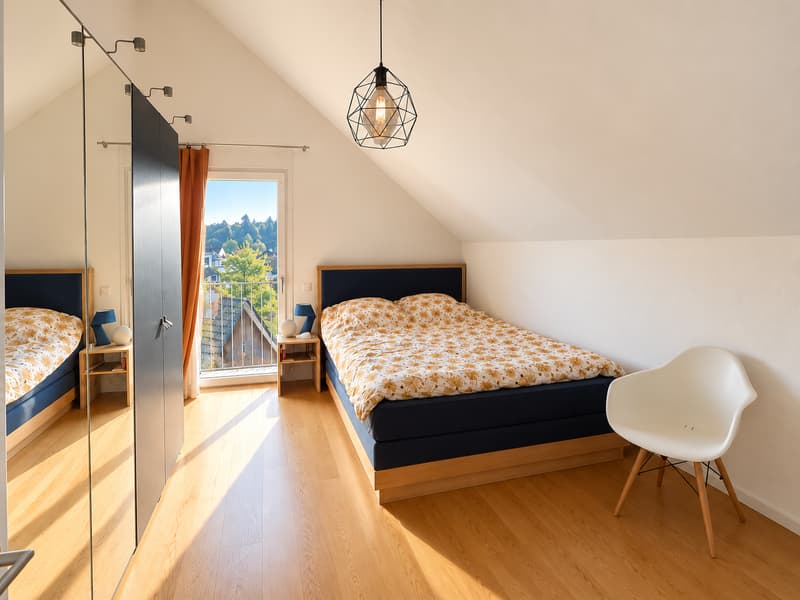 Charmante 3.5-Zimmer-Dachwohnung in Langnau am Albis (6)