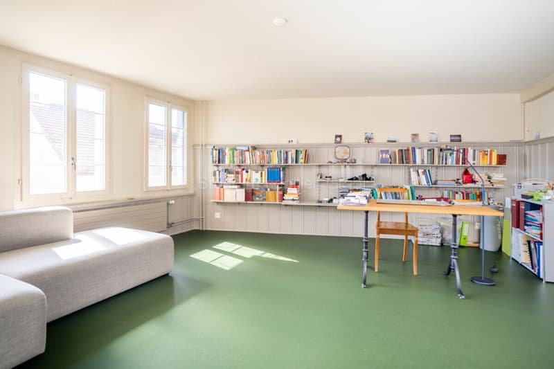 Completely renovated 6.5-room middle house with historic character in Oberwinterthur (7)