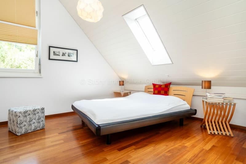 Freistehendes 6.5 Zimmer Haus mit Traumaussicht (17)
