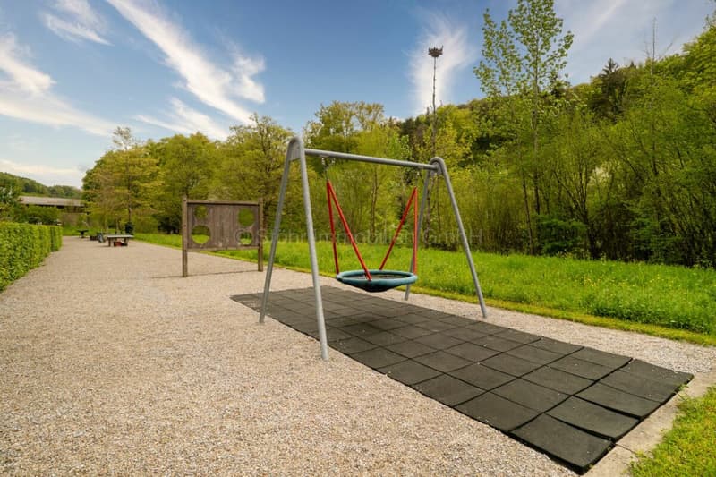 Appartamento 2.5 locali curato con giardino spazioso (18)