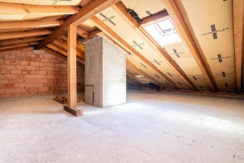 Family-friendly 4.5 room row house with potential (15)