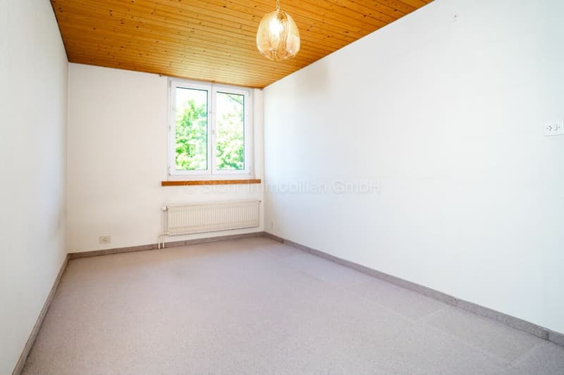 Family-friendly 4.5 room row house with potential (10)