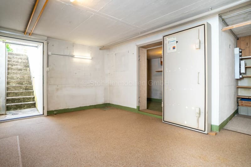 Family-friendly 4.5 room row house with potential (17)
