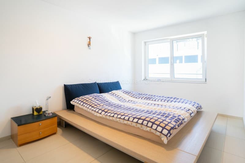 775 m2 di spazio commerciale a Elsau (20)