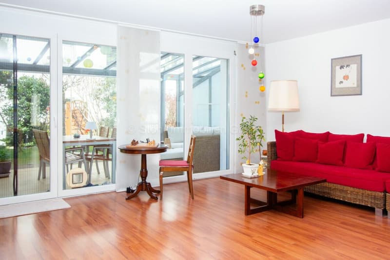 Maison mitoyenne de 5,5 pièces lumineuse dans un emplacement convivial pour les enfants (3)