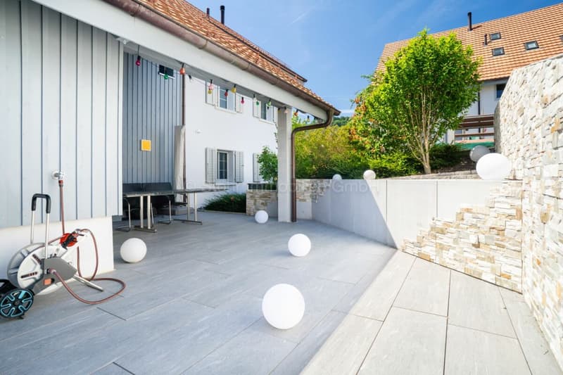 Familienfreundliches 4.5-Zimmer-DEFH in gepflegter Überbauung (3)