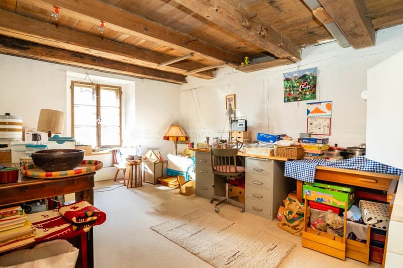 Bauland in Brütten mit historischem Bauernhaus und Entwicklungspotenzial (17)