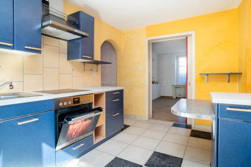 Charmantes 6.5-Zimmer-DEFH mit viel Potenzial im beliebten Quartier Deutweg (6)