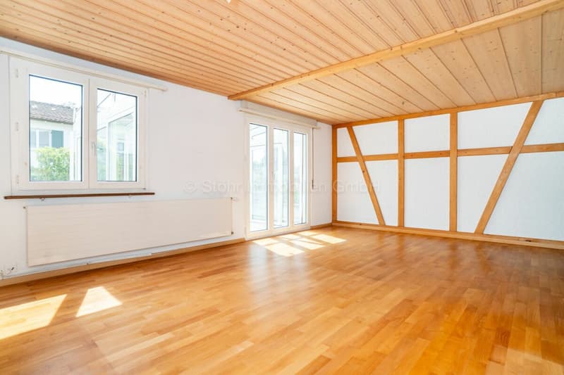 Gemütliches 4.5 Zimmer-Reihenmittelhaus im Guggenbühl (3)