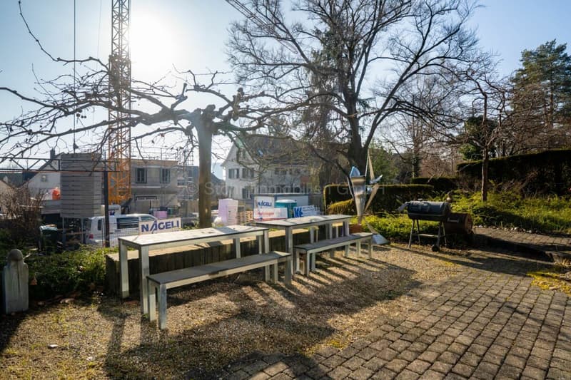 Charmantes Dreifamilienhaus mit Garten in Winterthur-Veltheim (27)