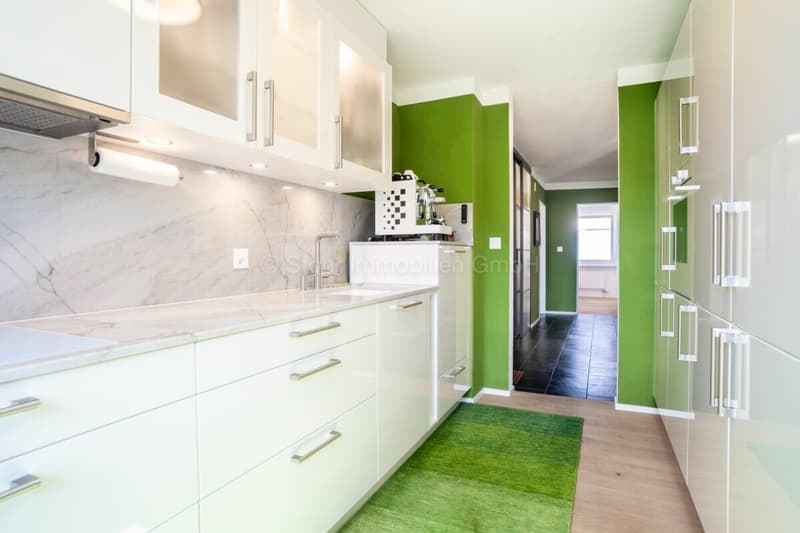 Stilvolle 4.5-Zimmer-Wohnung mit 145 m² Wohnfläche und hochwertiger Totalsanierung (20)