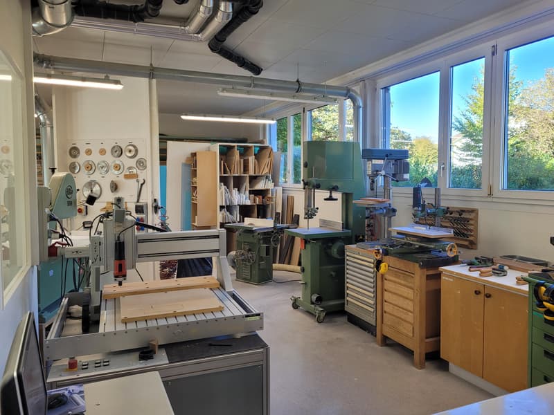 Viel Platz für Ihre Ideen  230 m² Werkstatt und Kreativzone mit Charme (5)