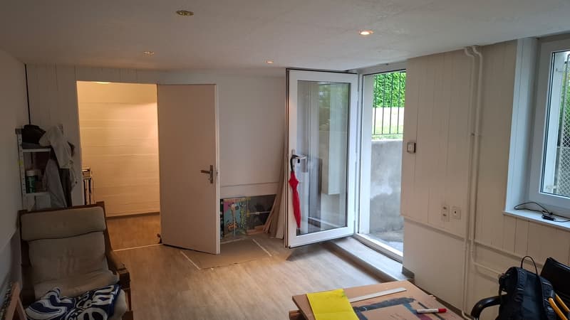 Craft room with sink (2)