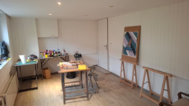Craft room with sink (1)