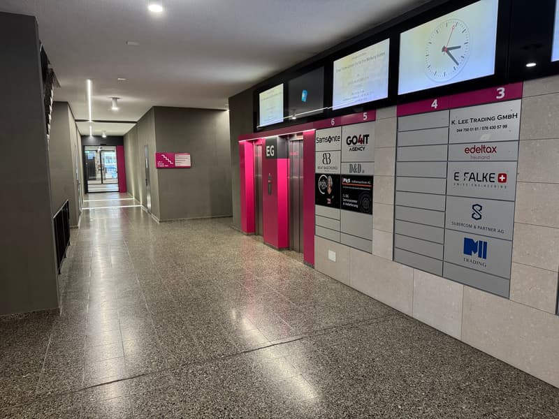Espace commercial au 4e étage – Concept de vente et d'entrepôt moderne à Dietikon (12)