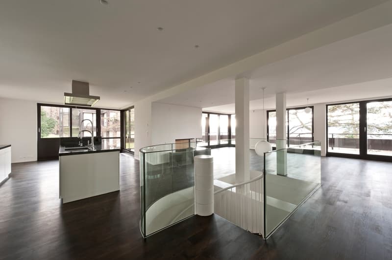 Exklusives 4.5-Zimmer-Duplex-Apartment mit Pool und atemberaubendem Ausblick neben dem Dolder (7)