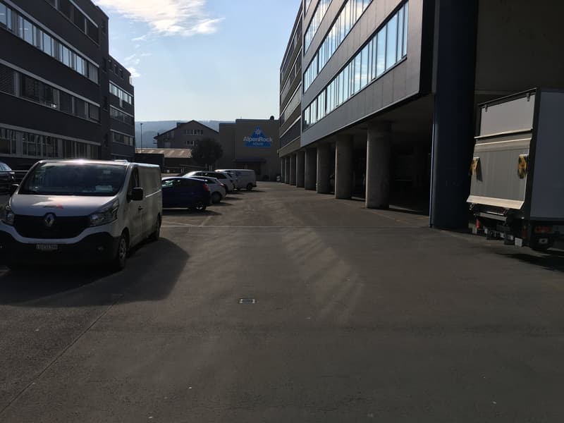 Commercial space on the 4th floor – 1'800 m² on Riedstrasse 8, Dietikon (9)