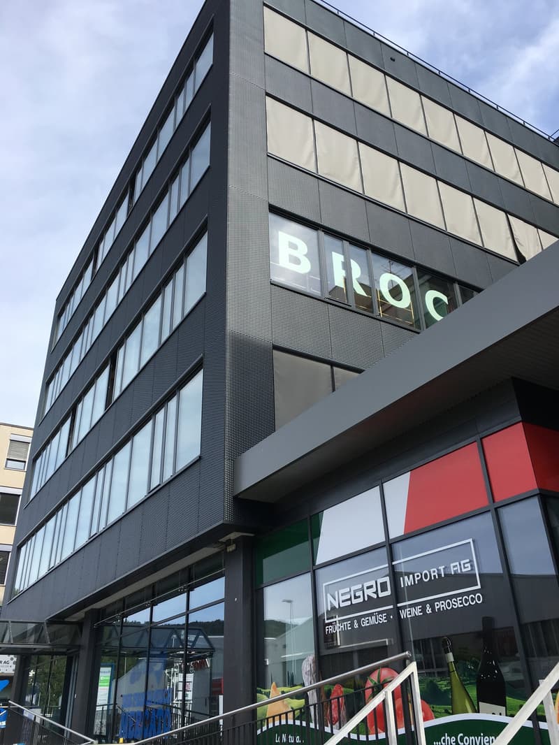 Commercial space on the 4th floor – 1'800 m² on Riedstrasse 8, Dietikon (2)