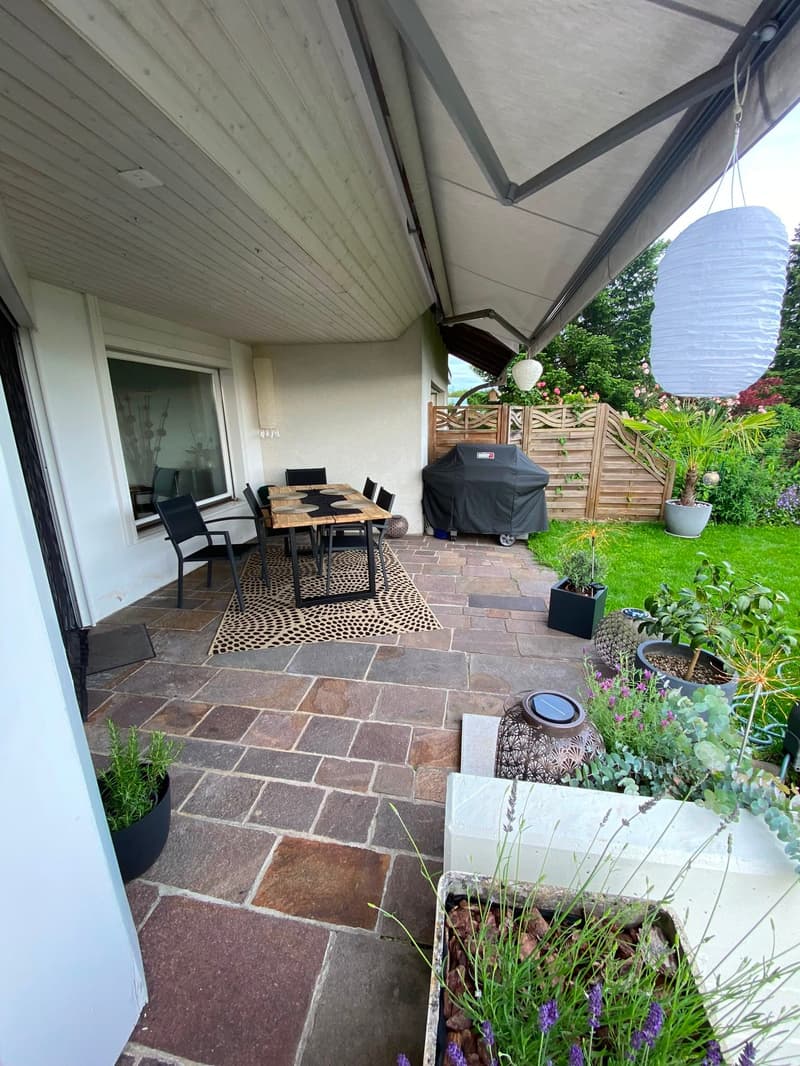 Charmante 4-Zimmer-Maisonette-Wohnung mit Garten und Aussicht in die Berge in Gossau ZH (5)
