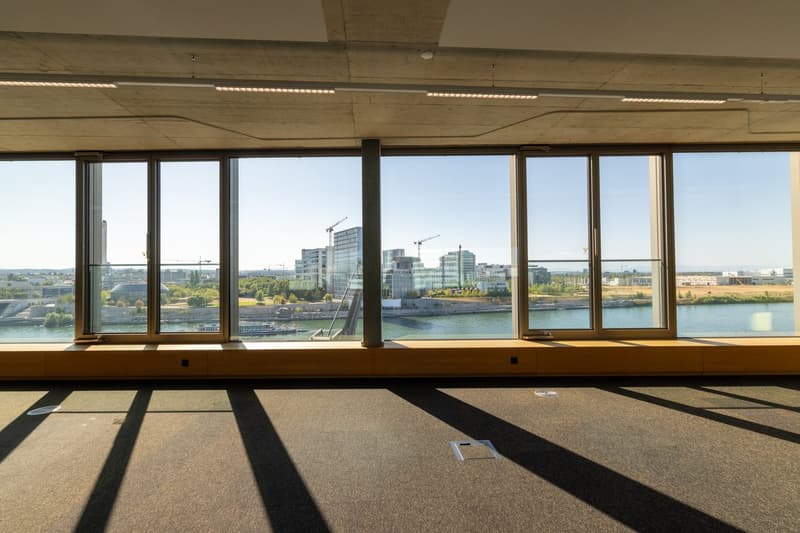 Büroflächen ab 2'000 m² direkt am Rhein (9)