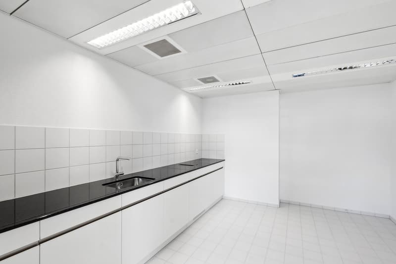 Dein neuer Standort dirket am Bahnhof Stettbach! (200 - 1'500 m²) (8)