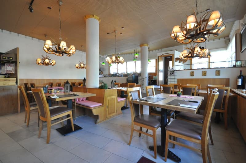 Limited until 30.09.2027: Turnkey restaurant with inventory at top location (6)