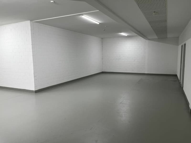 Warehouse 107m² on the 2nd floor (2)