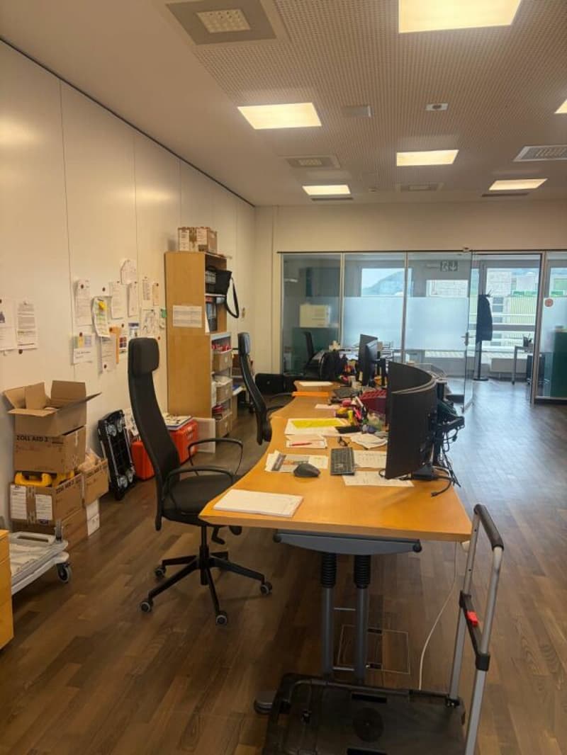 Attractive office space including spacious rooftop terrace (4)