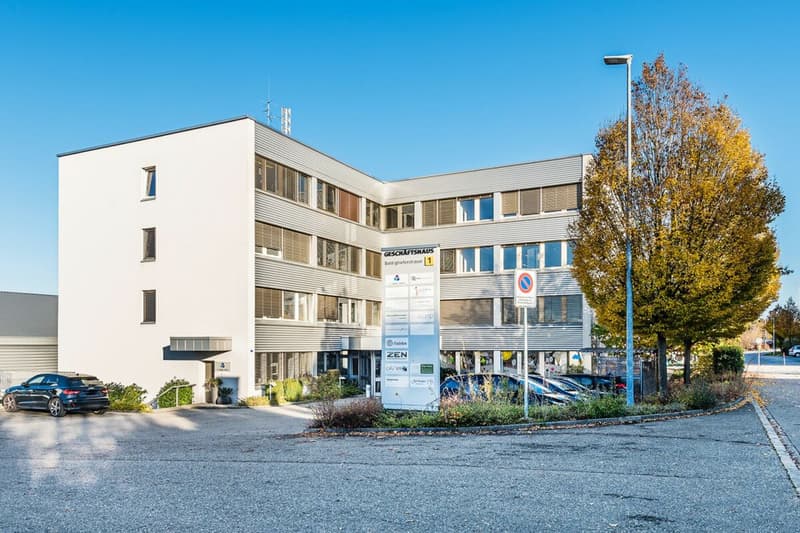 Ufficio luminoso in affitto in una posizione centrale a Kreuzlingen (2)