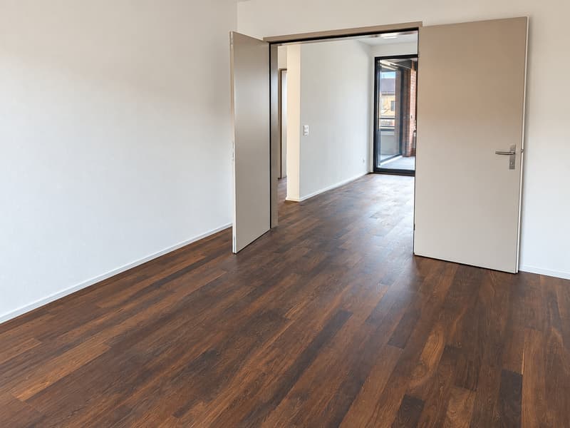 Exklusiver Wohnkomfort mit Seesicht – 4½ Zimmer & gratis Wellness (5)