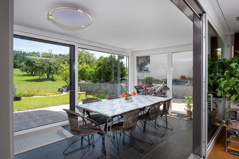 Modern single-family house (6)