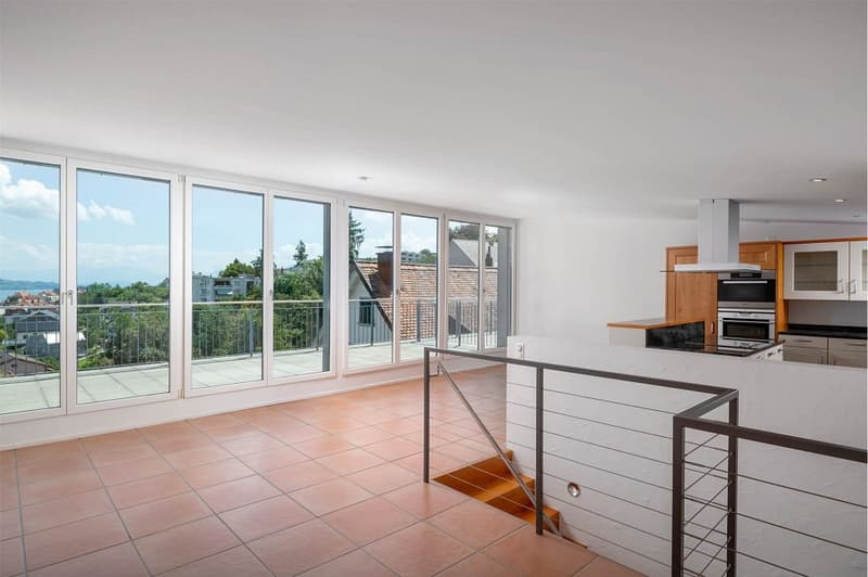 House with a 3½ and a 2½-room apartment with a lake view (3)
