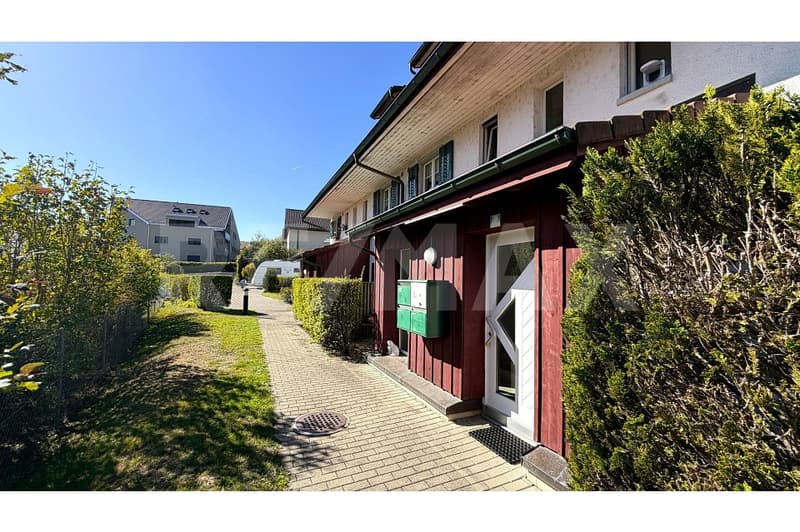 Mehr Raum fürs Leben  attraktive 4.5-Zimmer-Gartenwohnung und Büro-/Hobbyraum in Hochfelden (3)