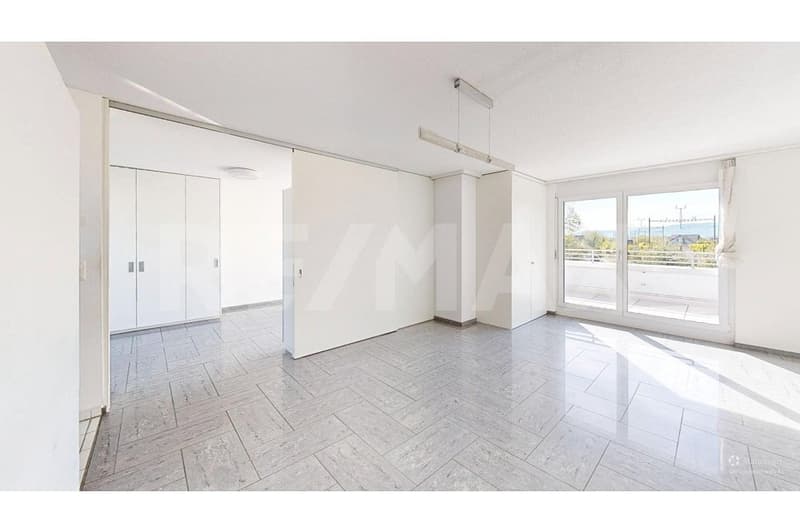 Über den Dächern von Bülach  grosszügige 3.5-Zimmer-Attikawohnung mit weitläufiger Terrasse (3)