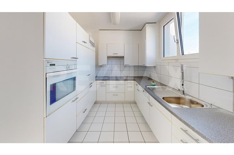 Über den Dächern von Bülach  grosszügige 3.5-Zimmer-Attikawohnung mit weitläufiger Terrasse (2)