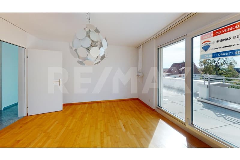 Über den Dächern von Bülach  grosszügige 3.5-Zimmer-Attikawohnung mit weitläufiger Terrasse (4)