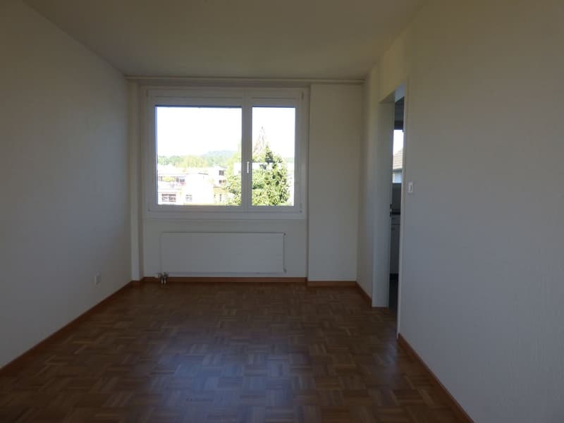 Spacious 4.5-room apartment with balcony and panoramic view in Rüti ZH (7)