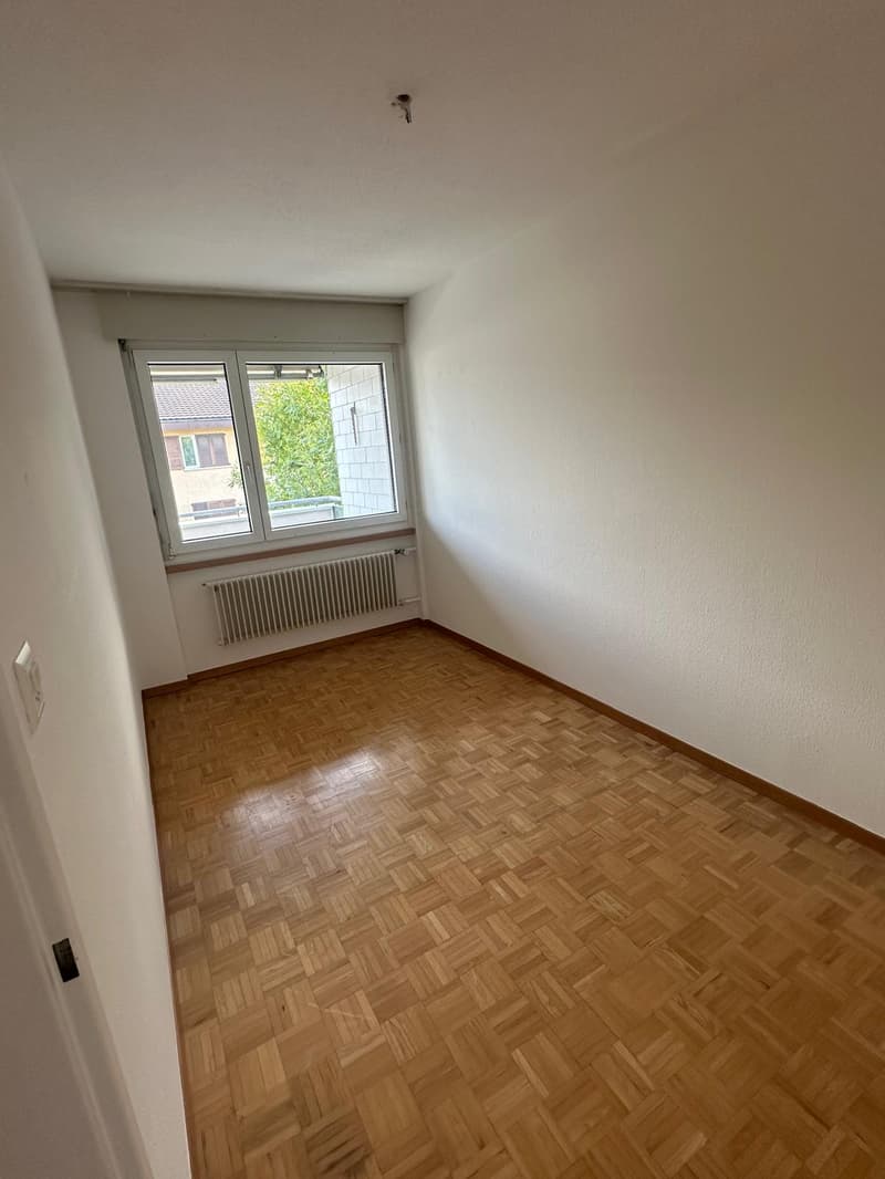 Helle 3.5-Zimmer-Wohnung mit Balkon in Fislisbach – ab sofort verfügbar! (3)