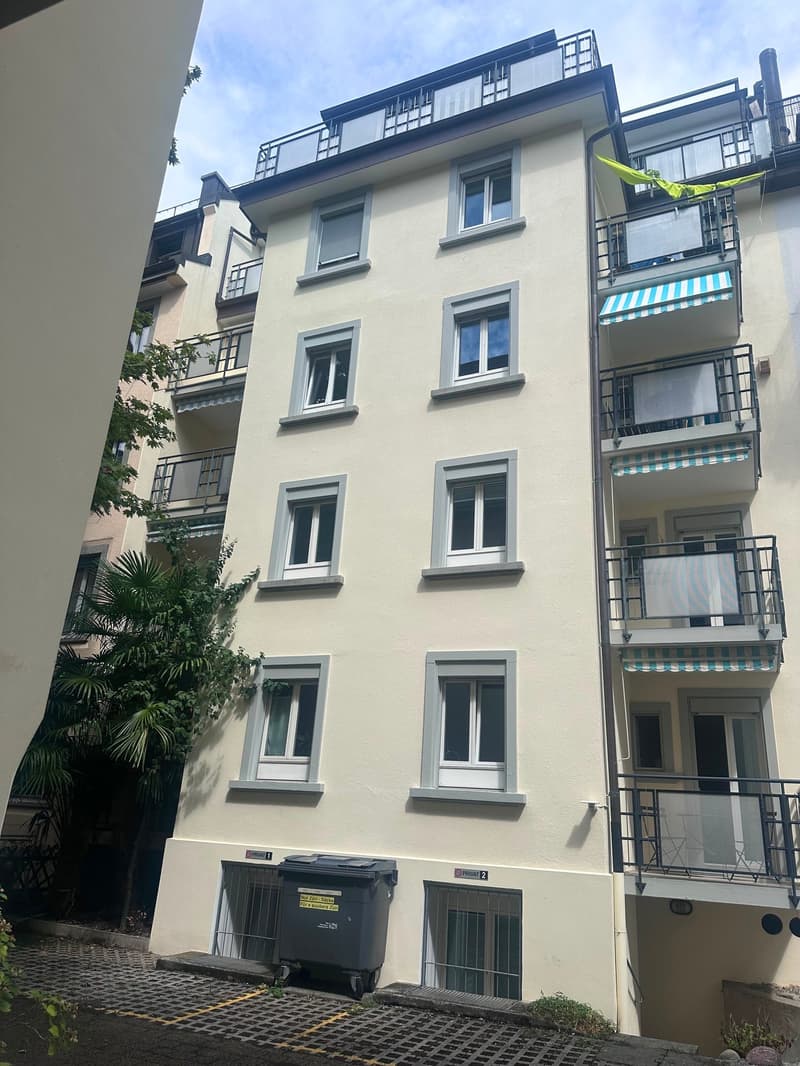 komplett sanierte Altbauwohnung mit viel Charme an ruhiger Lage (8)