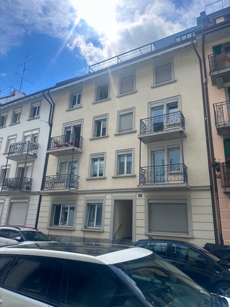 komplett sanierte Altbauwohnung mit viel Charme an ruhiger Lage (9)