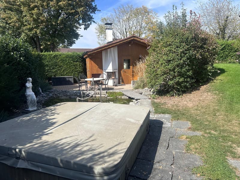 Traumhaus mit privatem Spa, Whirlpool, Schwimmteich und Golfvergnügen im eigenen Garten (8)