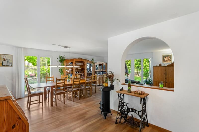 Molto grande casa d'angolo di 7,5 locali con ufficio aggiuntivo e grande stanza hobby a Wetzikon (6)