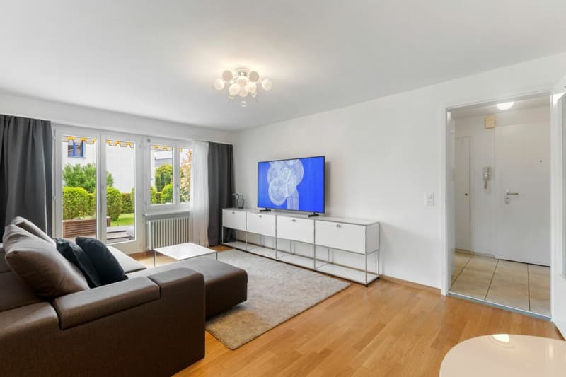 Charmant appartement de jardin 3 pièces avec espace de séjour ensoleillé et vue ouverte sur le vert (4)