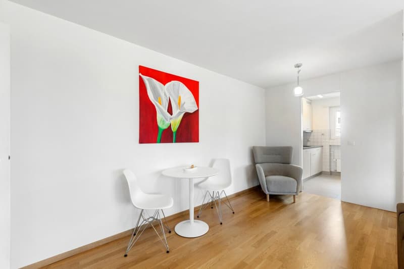 Charmant appartement de jardin 3 pièces avec espace de séjour ensoleillé et vue ouverte sur le vert (6)