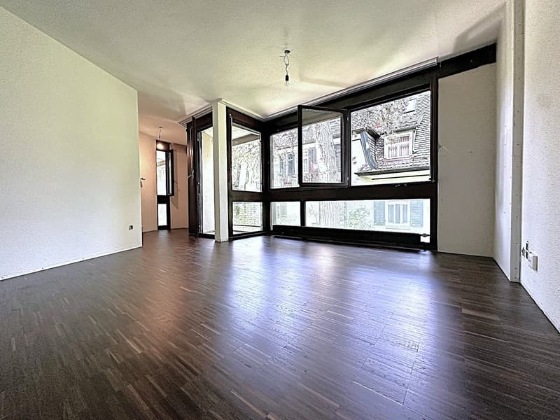 First occupancy after high-quality renovation | Stylish 1-bedroom apartment with balcony in district 6 (3)