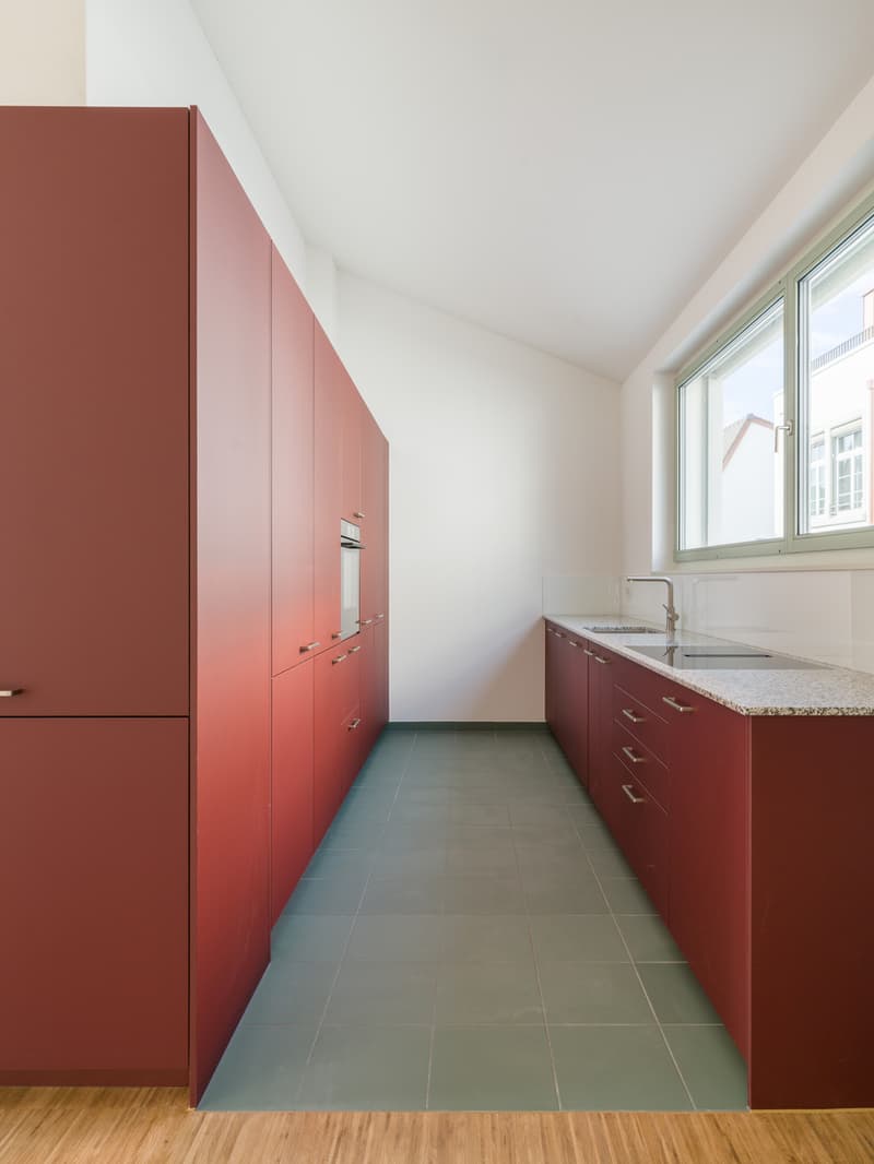 Lichtdurchflutete 3.5-Zimmer Wohnung mit Terrasse in der Altstadt (5)
