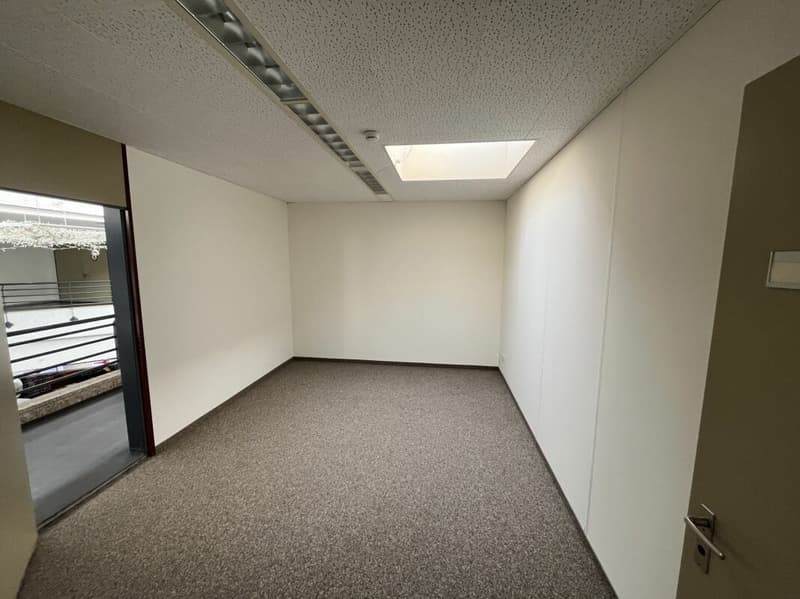 Office/Practice or Commercial Space in Müli Märt (5)