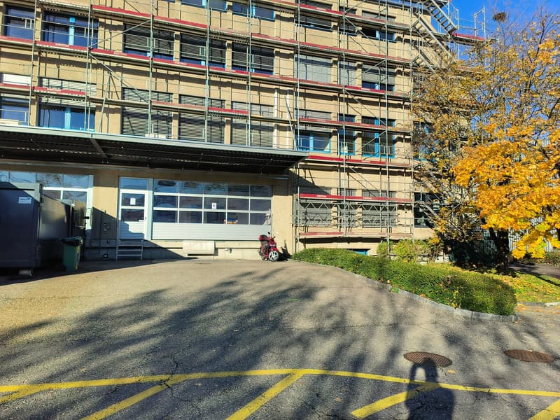 Vollausgebaute Laboretage in Schlieren/ZH (6)