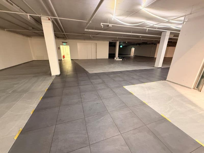 Top-Visibilität und hohe Kundenfrequenz im Hause sowie im direkten Umfeld (5)